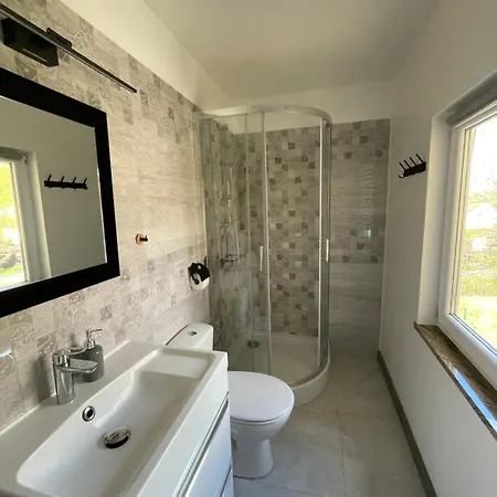 Przystanek - Komuny Paryskiej 3 * Karpacz