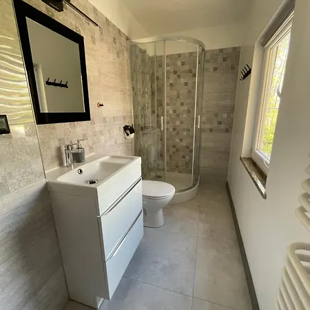 Apartament Przystanek - Komuny Paryskiej 3 Karpacz