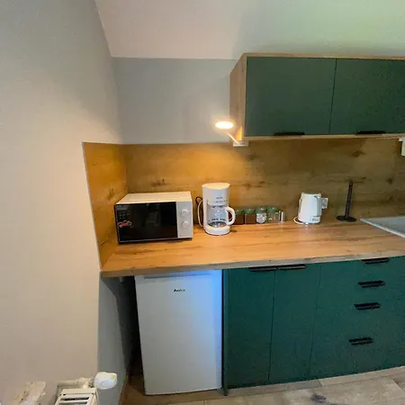 Przystanek - Komuny Paryskiej 3 Apartamento